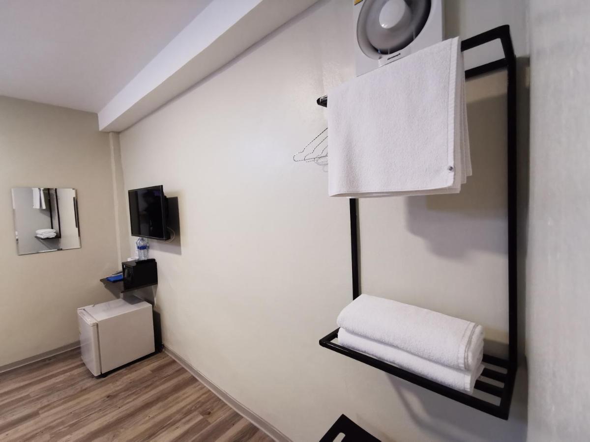 Kim Korner Hotel Бангкок Экстерьер фото