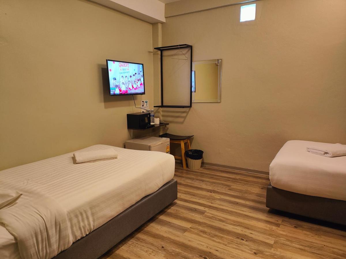 Kim Korner Hotel Бангкок Экстерьер фото