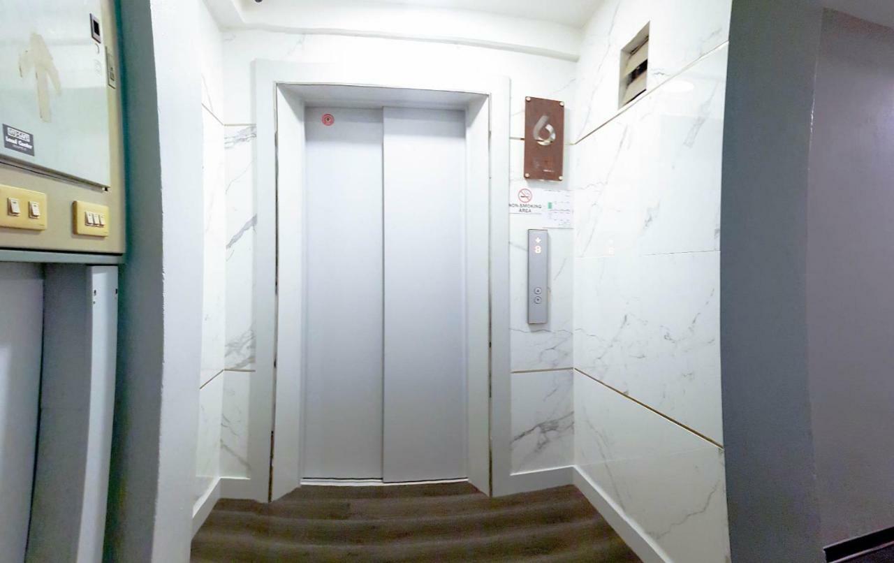 Kim Korner Hotel Бангкок Экстерьер фото