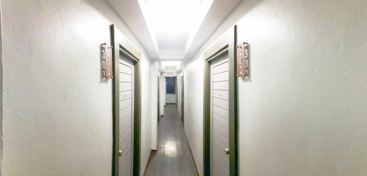 Kim Korner Hotel Бангкок Экстерьер фото